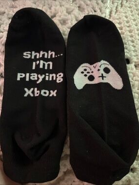 Black Xbox Gaming No-Show Socks with Controller Graphic